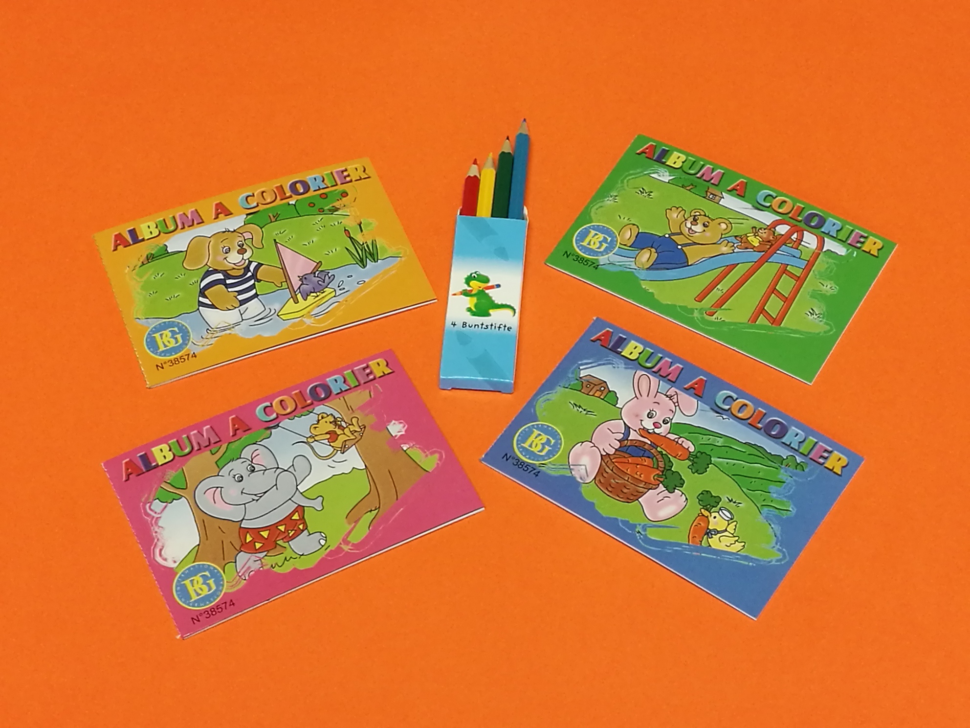Malbücher + Stift Set