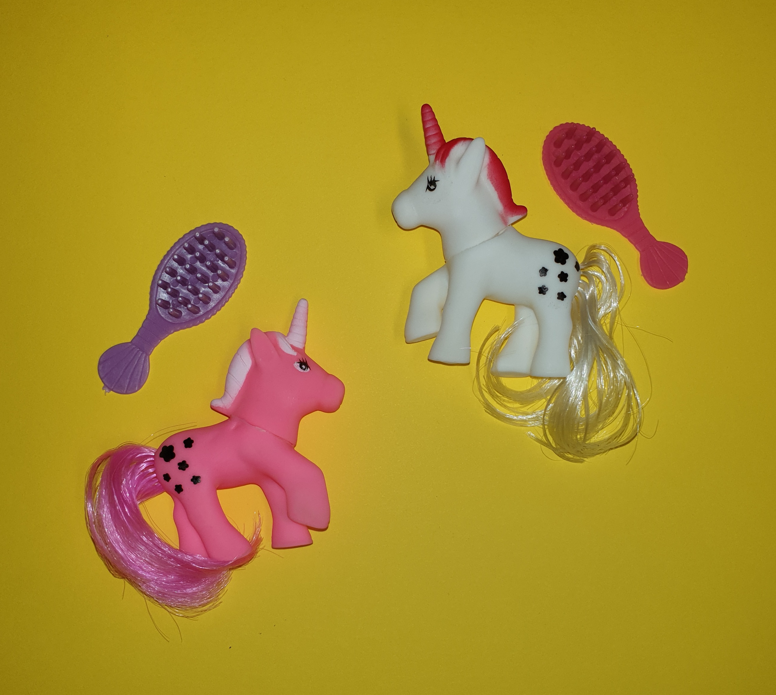 Einhorn mit Kamm